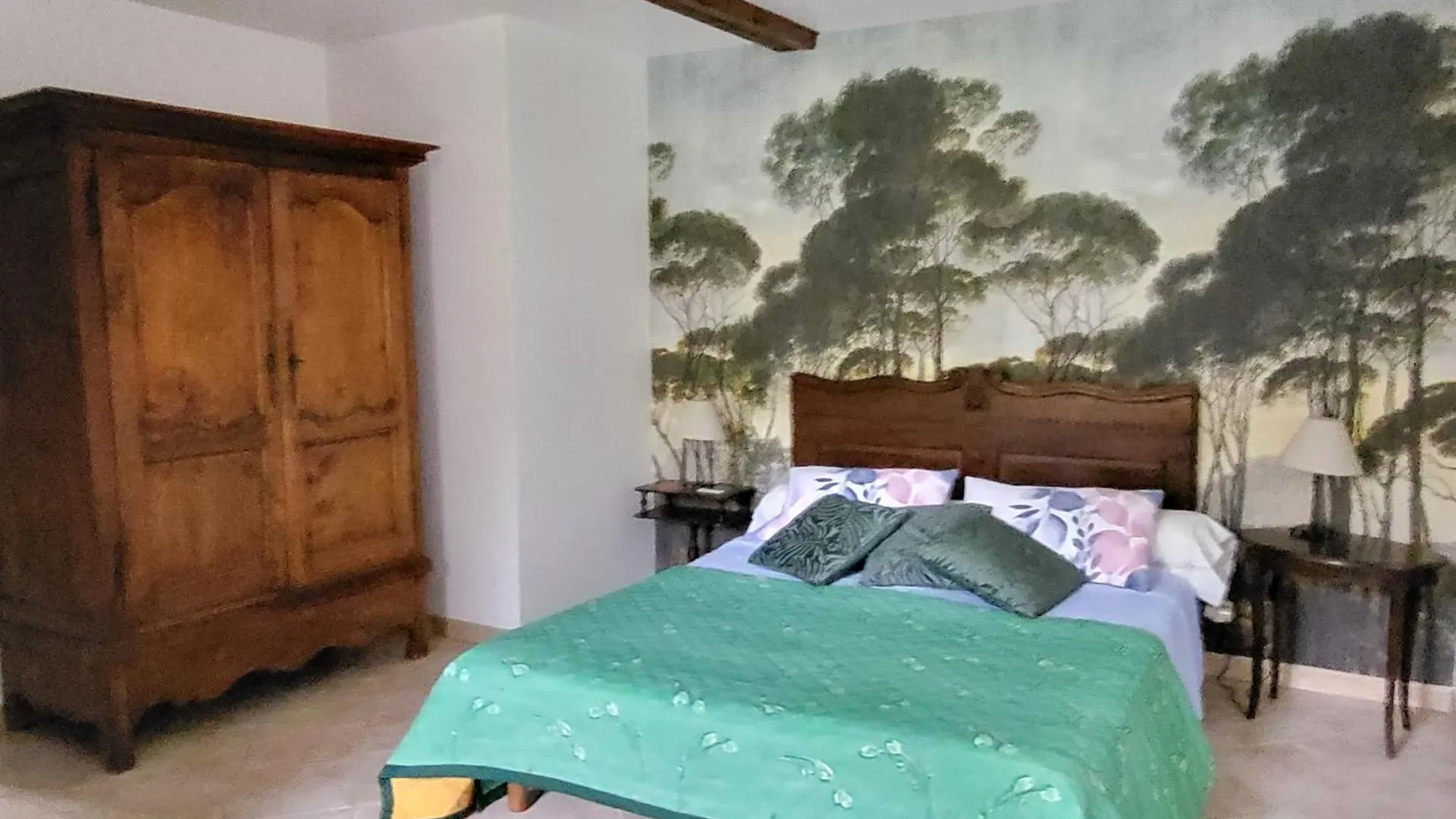 Grande Maison Avec Jardin, Tennis Et Piscine Prives Dans Le Calme Dun Vieux Village Lotois Strenquels
